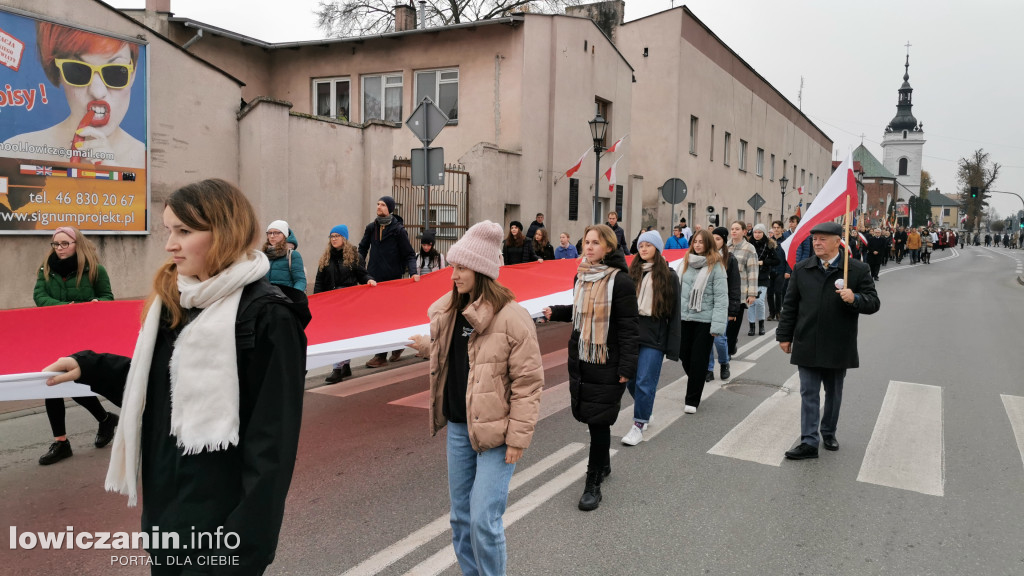Procesja z relikwiami św. Wiktorii w Łowiczu
