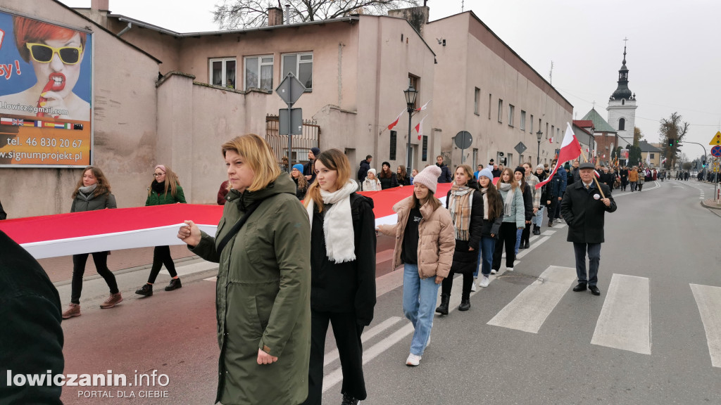 Procesja z relikwiami św. Wiktorii w Łowiczu