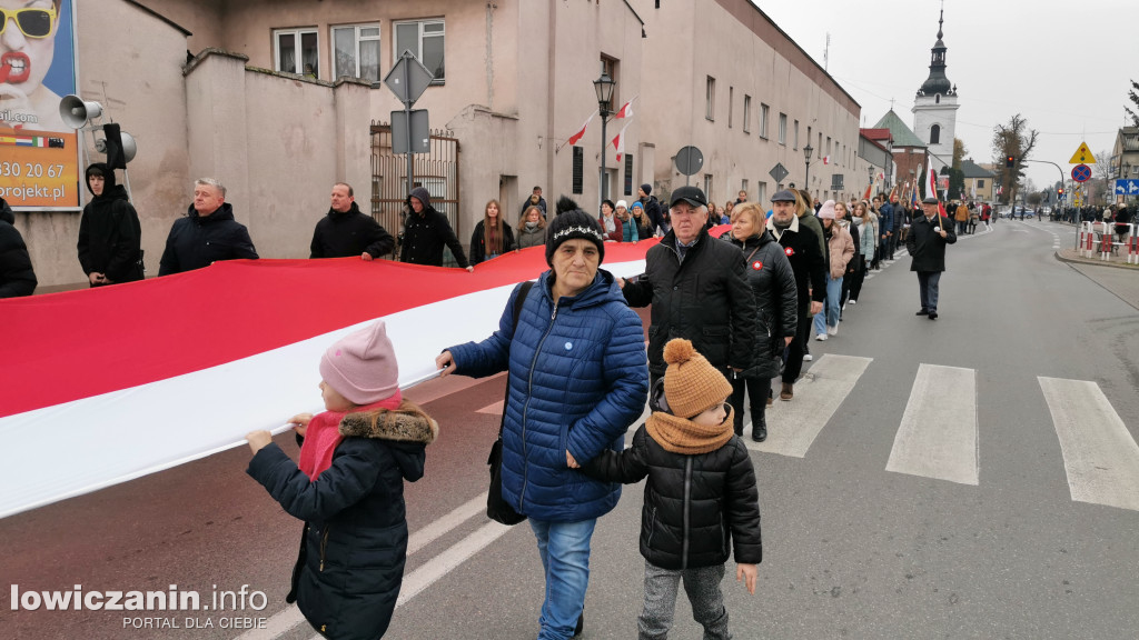 Procesja z relikwiami św. Wiktorii w Łowiczu