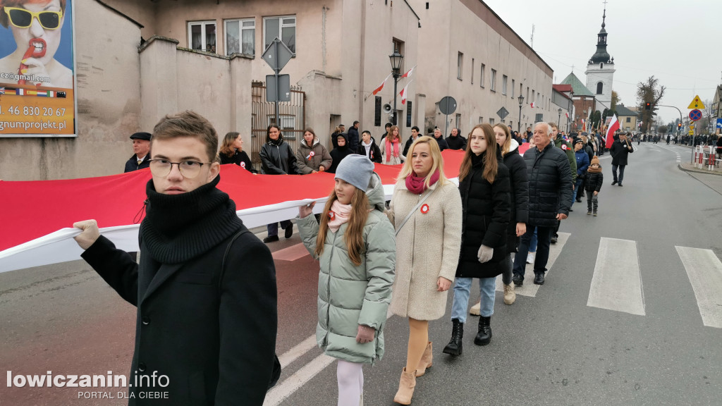Procesja z relikwiami św. Wiktorii w Łowiczu