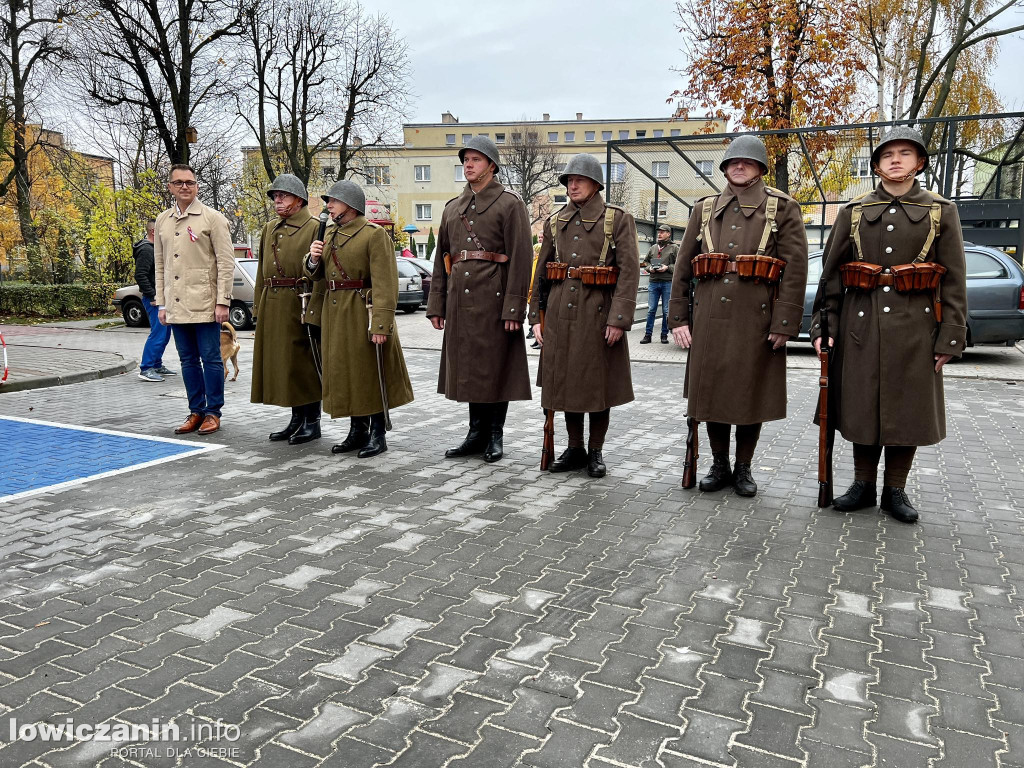 W Łowiczu odsłonięto historyczny mural