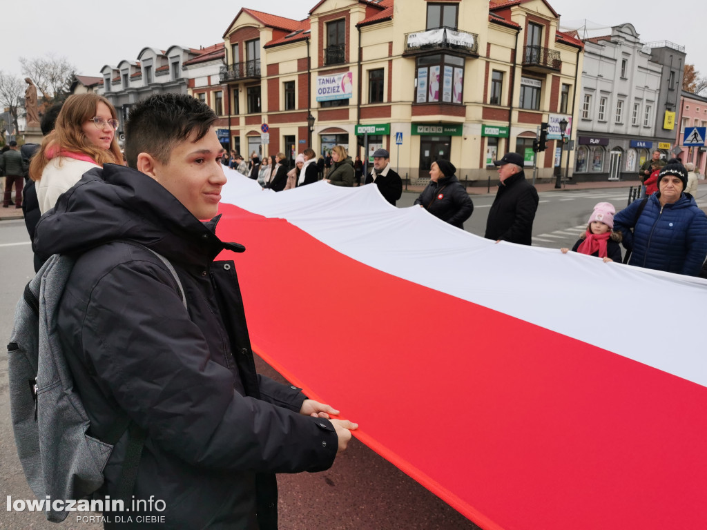Procesja z relikwiami św. Wiktorii w Łowiczu