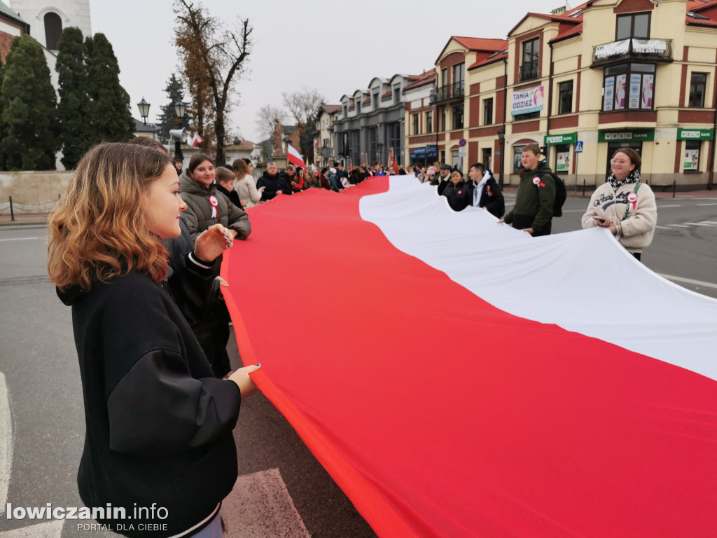 Procesja z relikwiami św. Wiktorii w Łowiczu