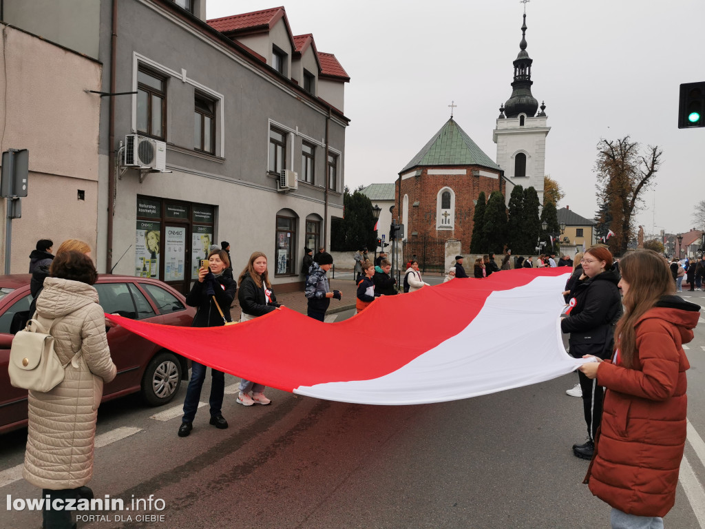 Procesja z relikwiami św. Wiktorii w Łowiczu