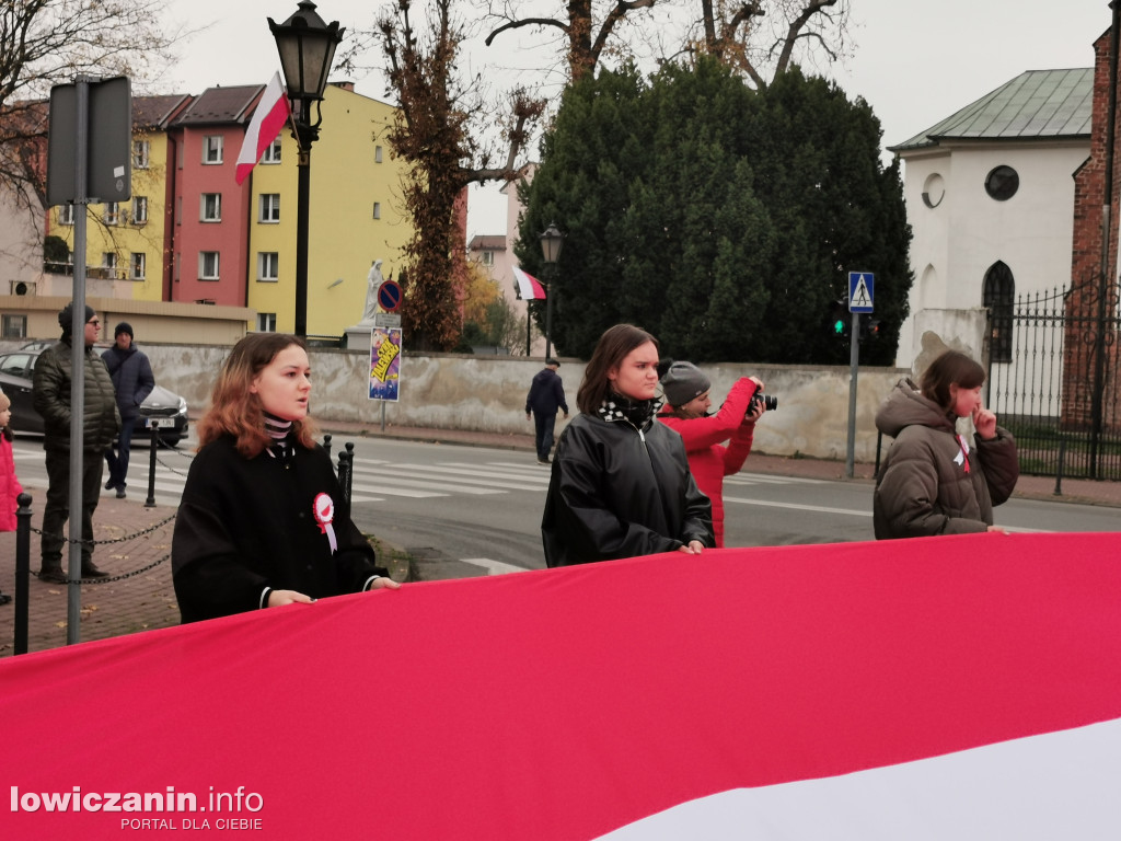 Procesja z relikwiami św. Wiktorii w Łowiczu