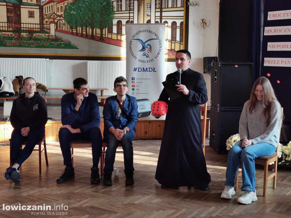 Trwa Diecezjalny Dzień Młodzieży w Łowiczu