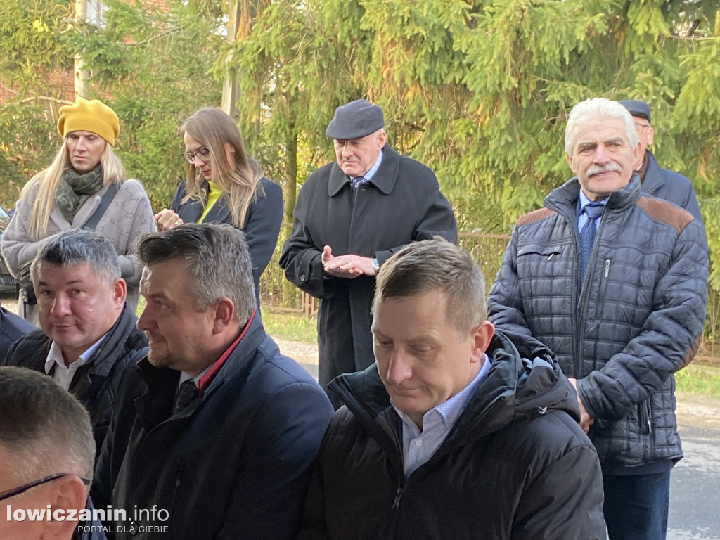 W Chąśnie Drugim odsłonięto pamiątkową tablicę