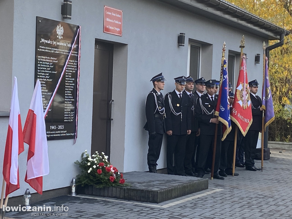 W Chąśnie Drugim odsłonięto pamiątkową tablicę