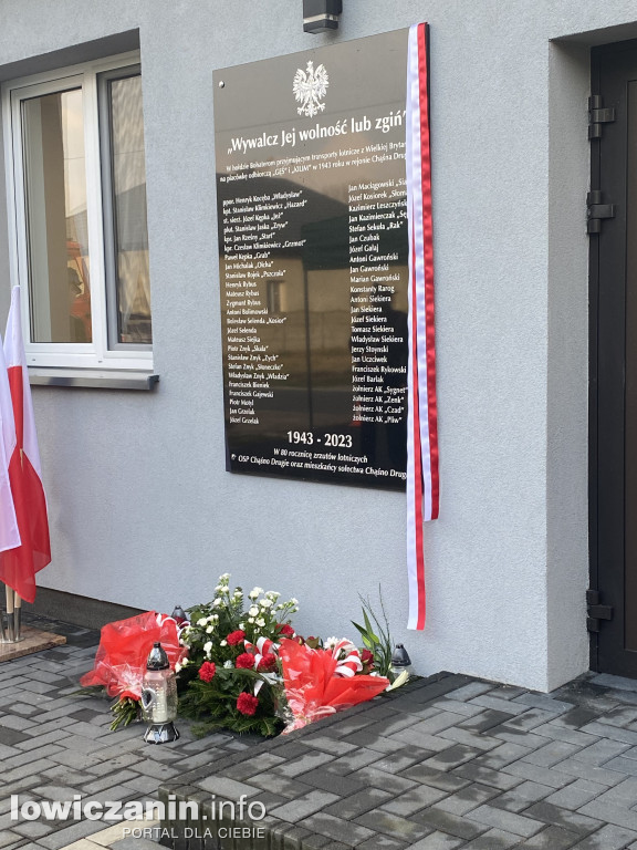 W Chąśnie Drugim odsłonięto pamiątkową tablicę