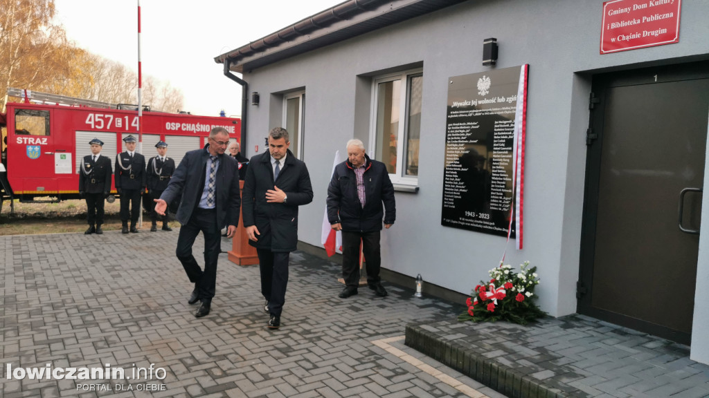 W Chąśnie Drugim odsłonięto pamiątkową tablicę