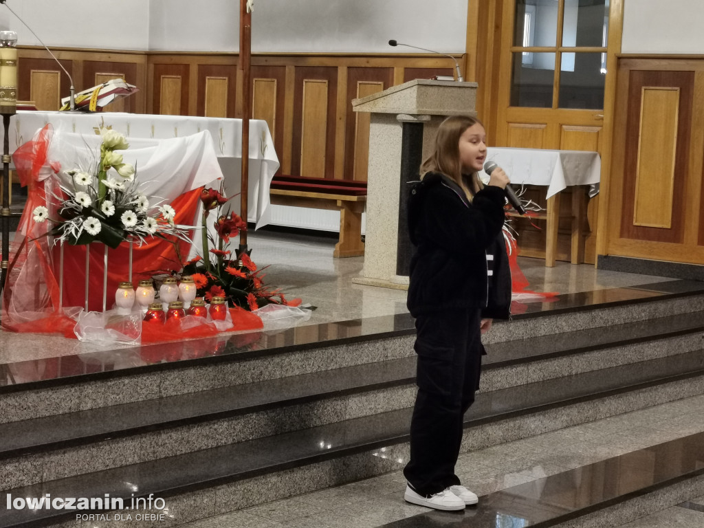 Przedstawienie uczniów w kościele na Korabce