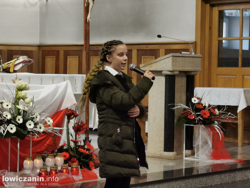 Przedstawienie uczniów w kościele na Korabce