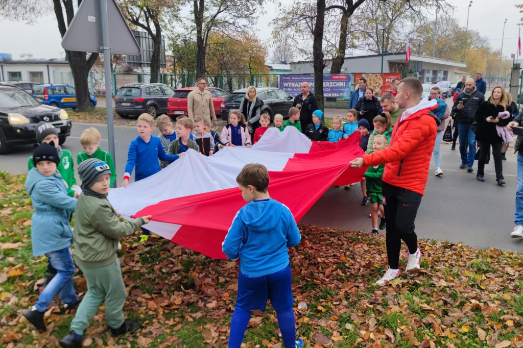 Fotorealcja z odsłonięcia muralu na Kostce