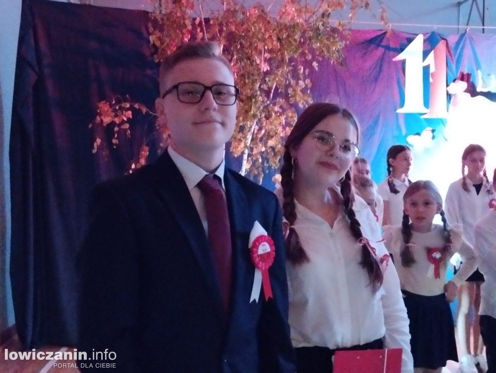 Łowicz. Wieczór patriotyczny w SP 4