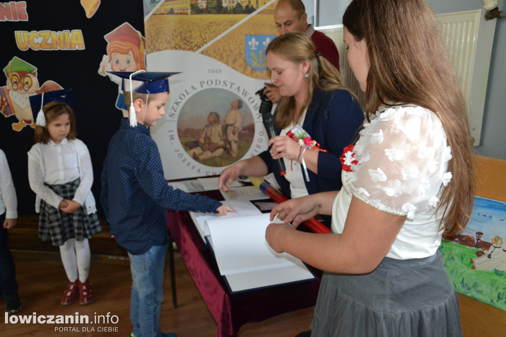 Ślubowanie uczniów kl. I w SP w Błędowie
