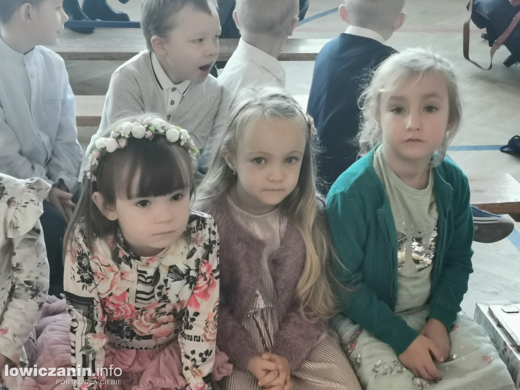Pasowanie na przedszkolaka  w Szkole Podstawowej w Zielkowicach