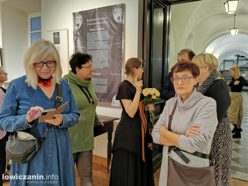 Wystawa Karoliny Zimnej - Stelmaszewskiej w łowickim muzeum