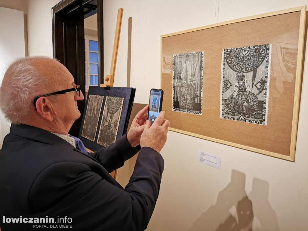 Wystawa Karoliny Zimnej - Stelmaszewskiej w łowickim muzeum