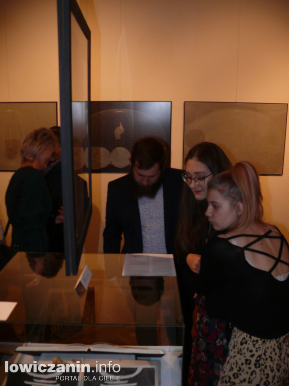 Wystawa Karoliny Zimnej - Stelmaszewskiej w łowickim muzeum