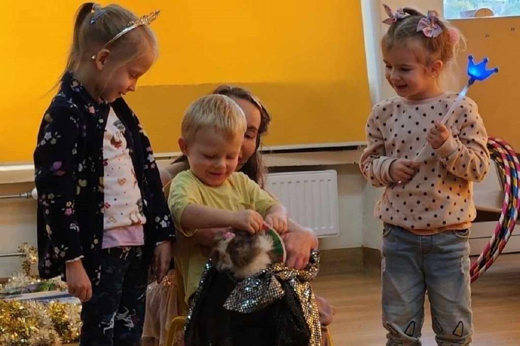 Cyrk w przedszkolu Jaś i Małgosia