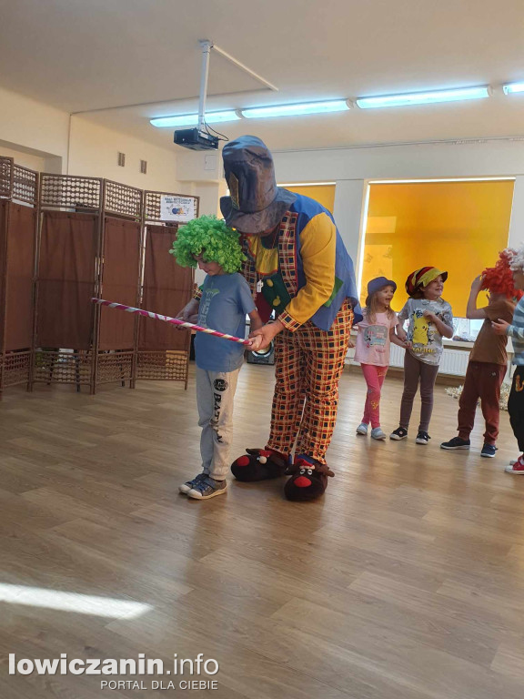 Cyrk w przedszkolu Jaś i Małgosia