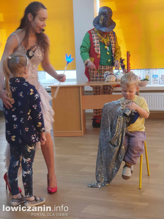 Cyrk w przedszkolu Jaś i Małgosia