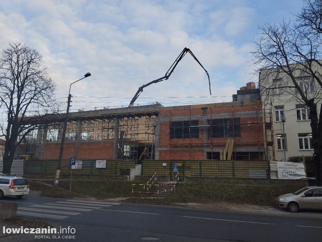 Budowa hali przy ZSP nr 4 w Łowiczu
