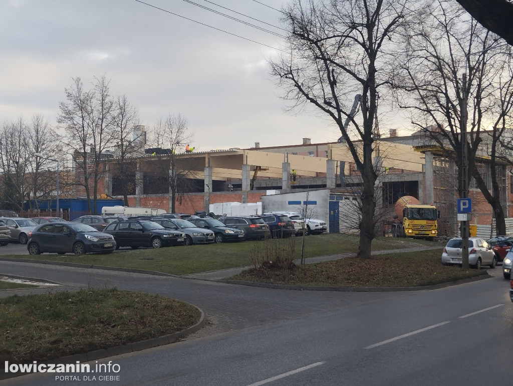 Budowa hali przy ZSP nr 4 w Łowiczu