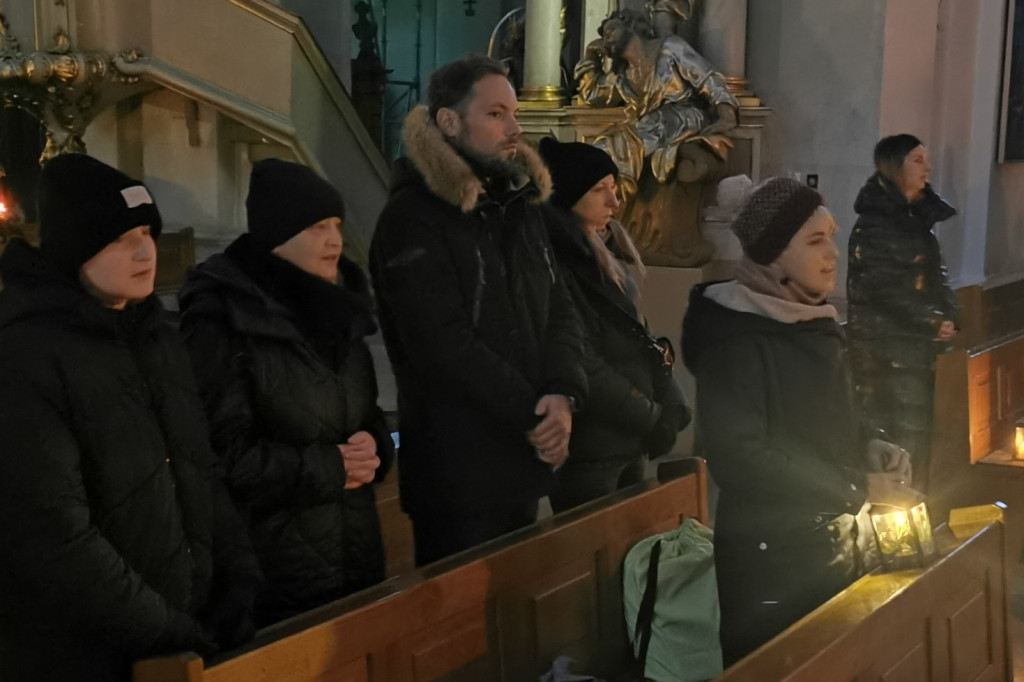 Rozpoczął się Adwent, a z nim - roraty