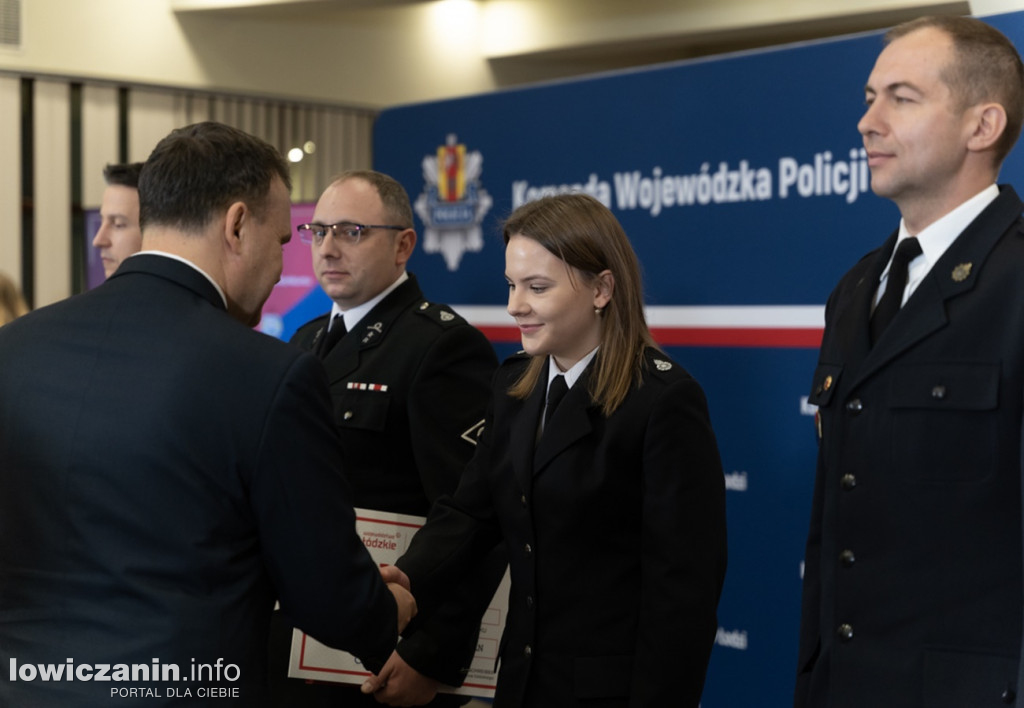 Policjanci z komendy w Łowiczu zostali wyróżnieni