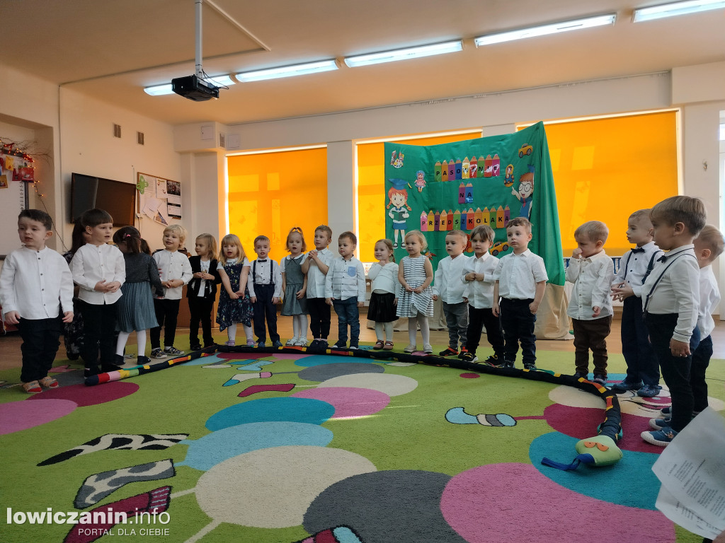 Pasowanie na przedszkolaka w Przedszkolu „Jaś i Małgosia” w Łowiczu