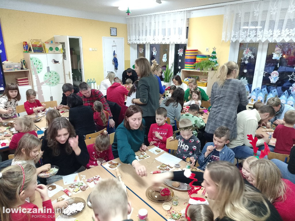 Bożonarodzeniowe warsztaty kulinarne w przedszkolu Pszczółka Maja w Łowiczu