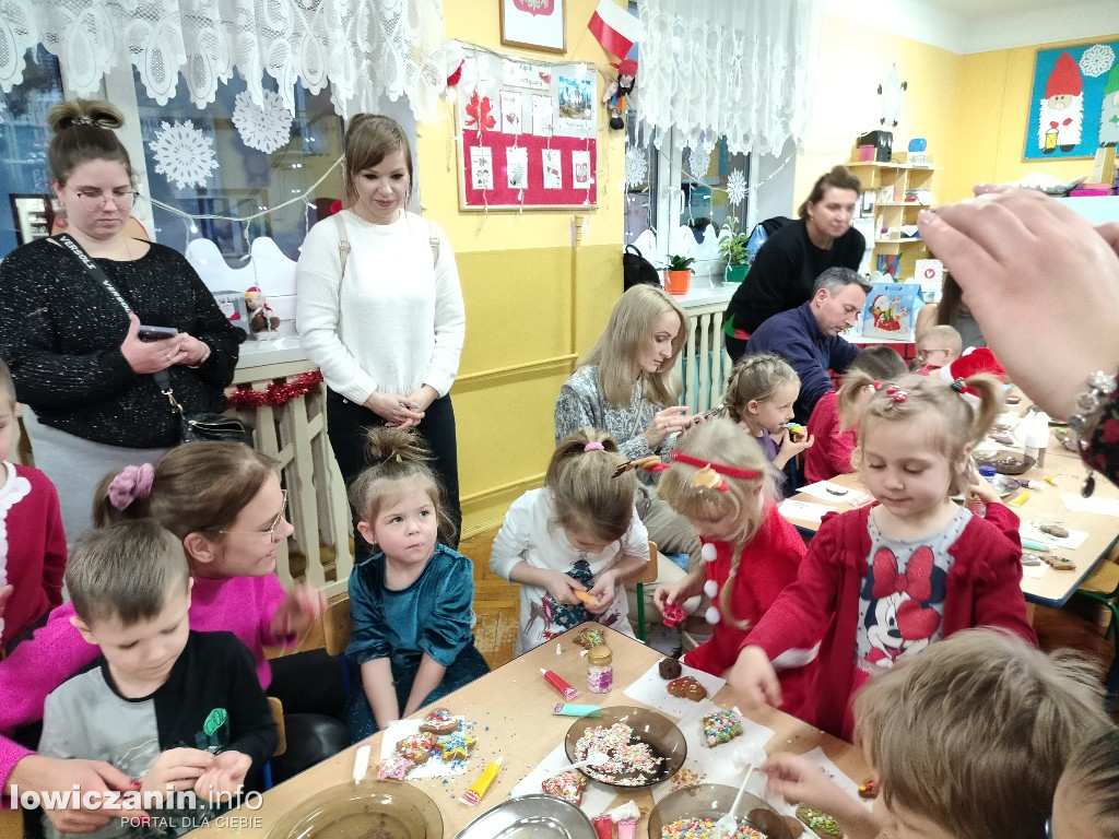 Bożonarodzeniowe warsztaty kulinarne w przedszkolu Pszczółka Maja w Łowiczu