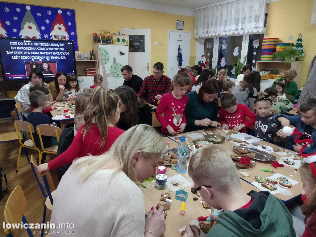 Bożonarodzeniowe warsztaty kulinarne w przedszkolu Pszczółka Maja w Łowiczu