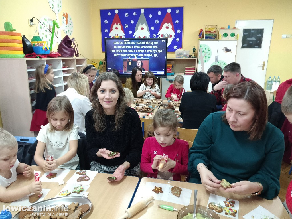 Bożonarodzeniowe warsztaty kulinarne w przedszkolu Pszczółka Maja w Łowiczu