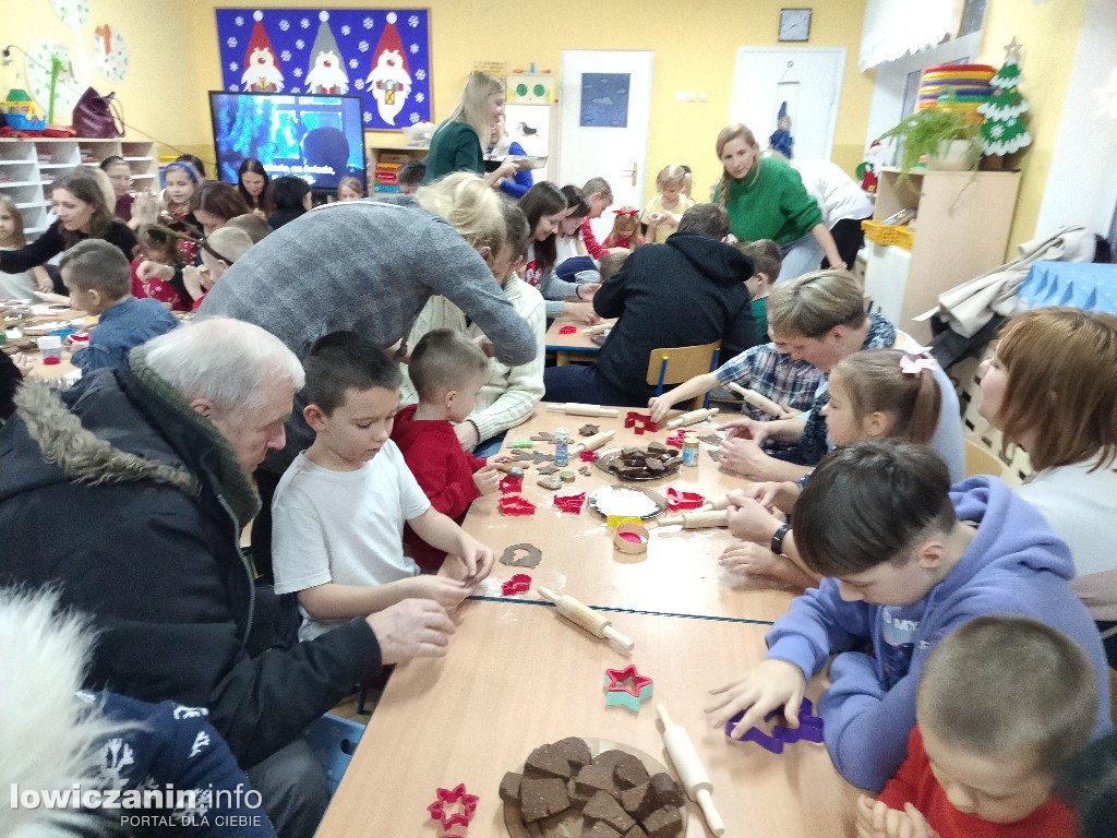 Bożonarodzeniowe warsztaty kulinarne w przedszkolu Pszczółka Maja w Łowiczu