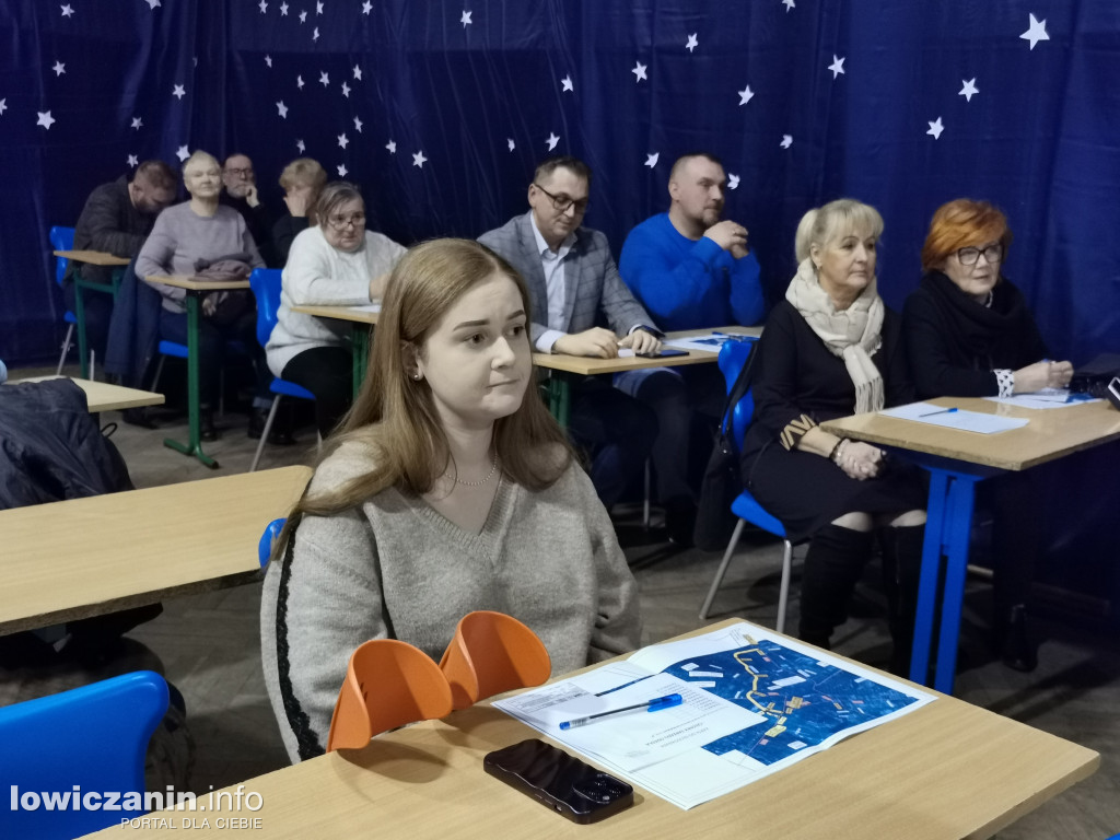 Zebranie osiedlowe na Dąbrowskiego