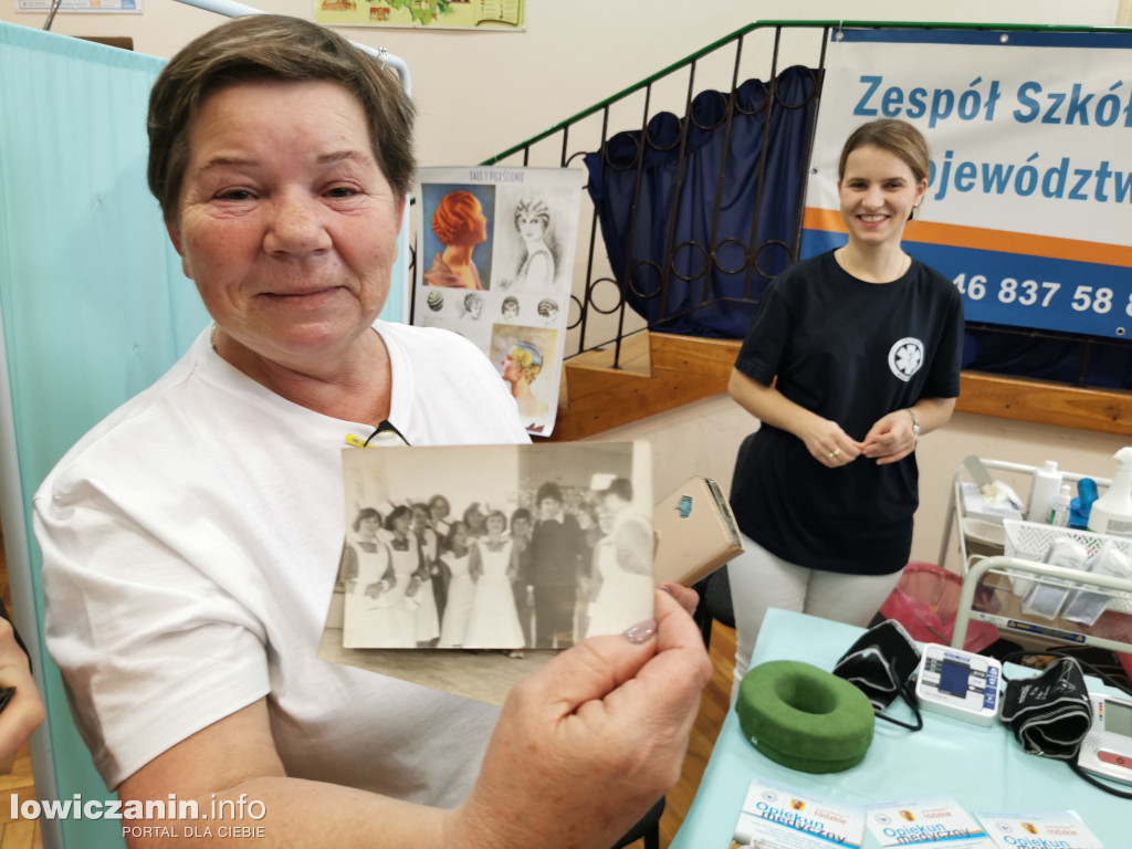 Kiermasz bożonarodzeniowy przy ul. Ułańskiej