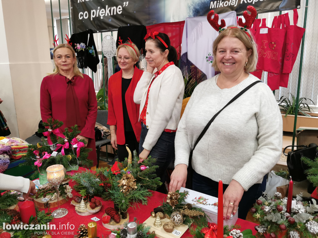 Kiermasz bożonarodzeniowy przy ul. Ułańskiej
