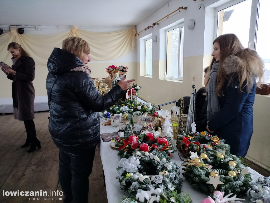 Kiermasz bożonarodzeniowy i występy w Kocierzewie