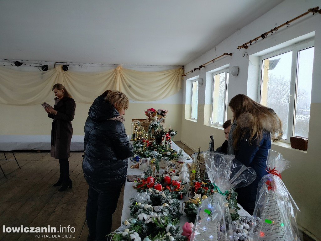 Kiermasz bożonarodzeniowy i występy w Kocierzewie