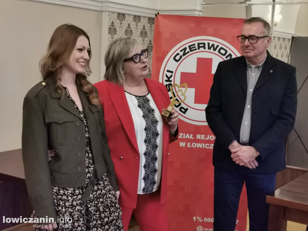 Uhonorowanie osób i instytucji wspierających PCK Łowicz