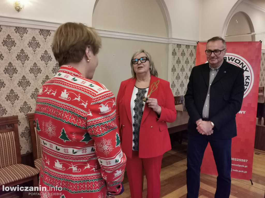 Uhonorowanie osób i instytucji wspierających PCK Łowicz