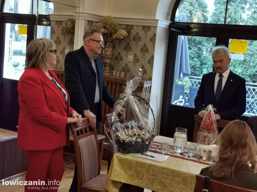 Uhonorowanie osób i instytucji wspierających PCK Łowicz