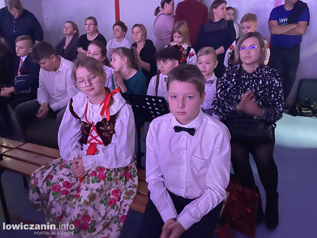 Eliminacje do Powiatowego Konkursu Kolęd i Pastorałek w Bąkowie