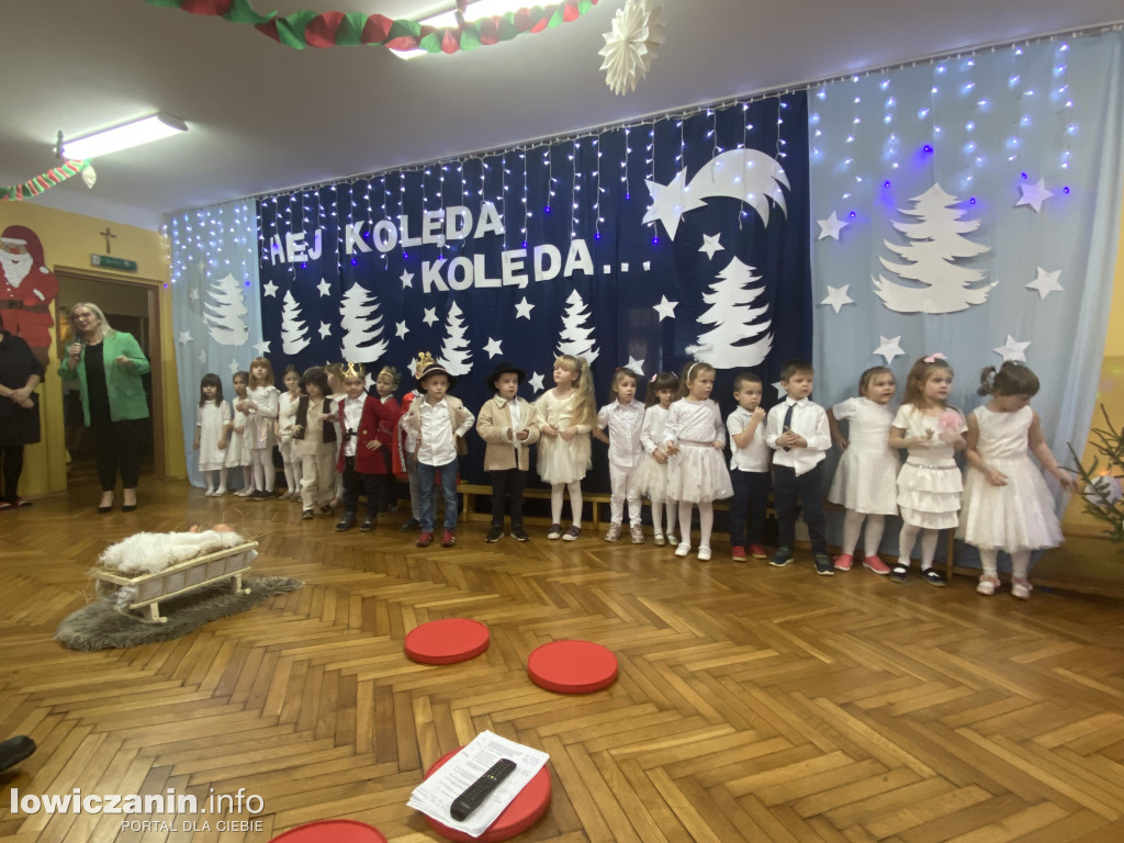 Koncert Bożonarodzeniowy w Przedszkolu nr. 3  Pszczółka Maja