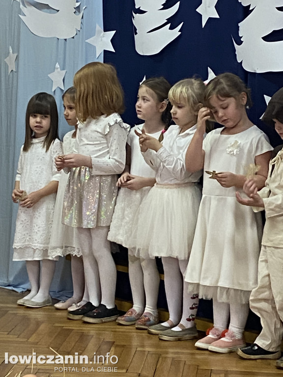 Koncert Bożonarodzeniowy w Przedszkolu nr. 3  Pszczółka Maja