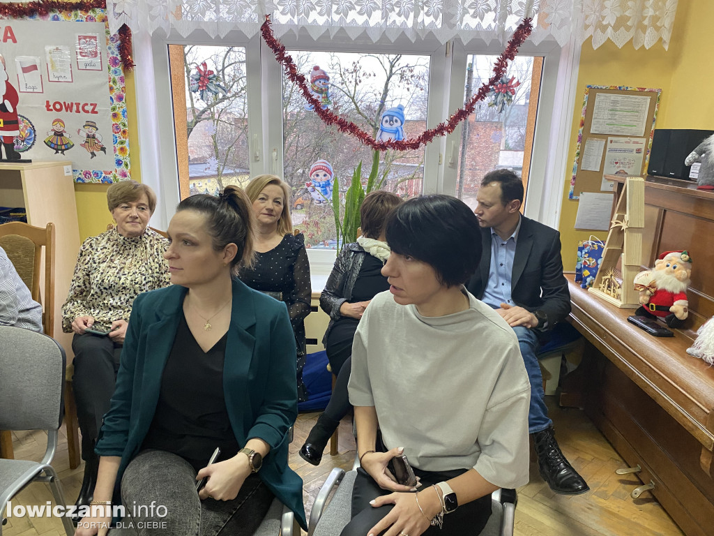 Koncert Bożonarodzeniowy w Przedszkolu nr. 3  Pszczółka Maja
