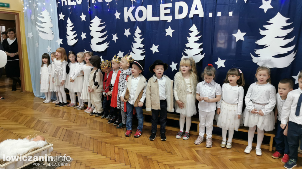 Koncert Bożonarodzeniowy w Przedszkolu nr. 3  Pszczółka Maja