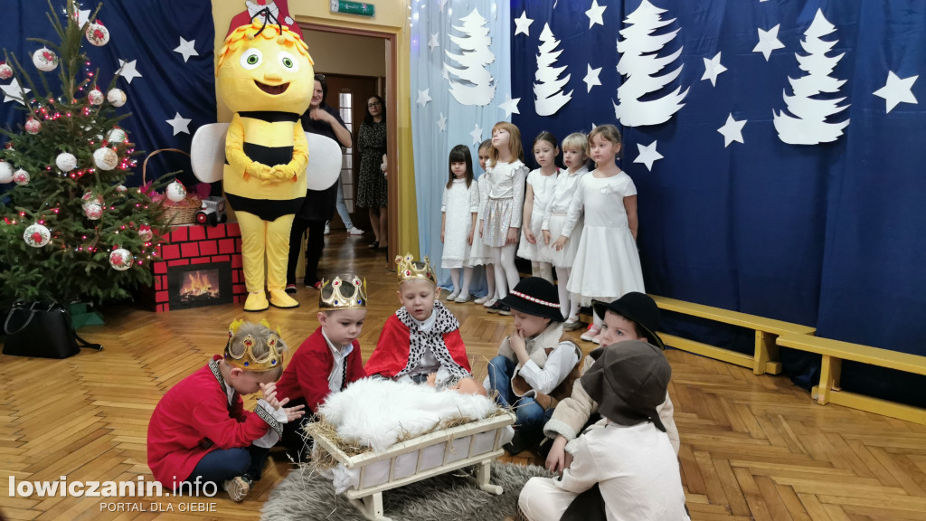 Koncert Bożonarodzeniowy w Przedszkolu nr. 3  Pszczółka Maja